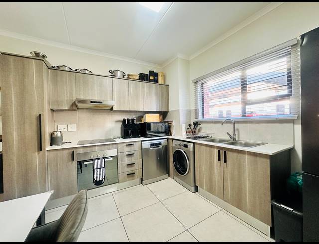 2 BEDROOM APARTMENT TO LET IN NORTH RIDING